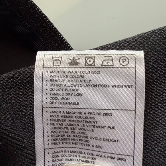 Nike women's XS 0-2 black long sleeve collared zip up activewear jacket - Picture 13 of 13